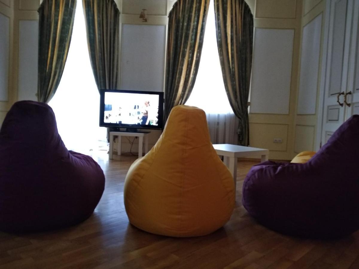 نزل دنيبروبيتروفسكفي Pandeson المظهر الخارجي الصورة